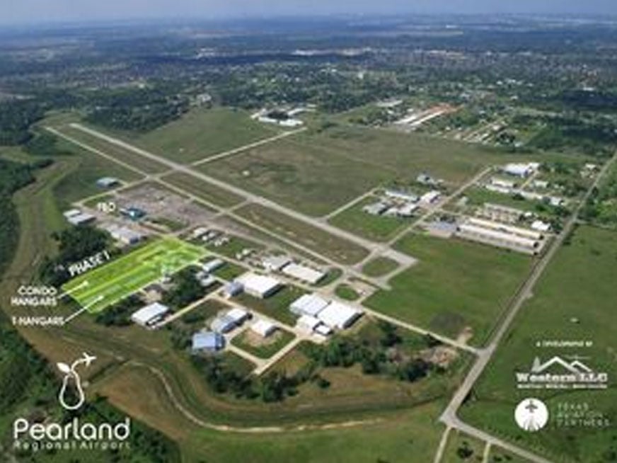 pearland airport