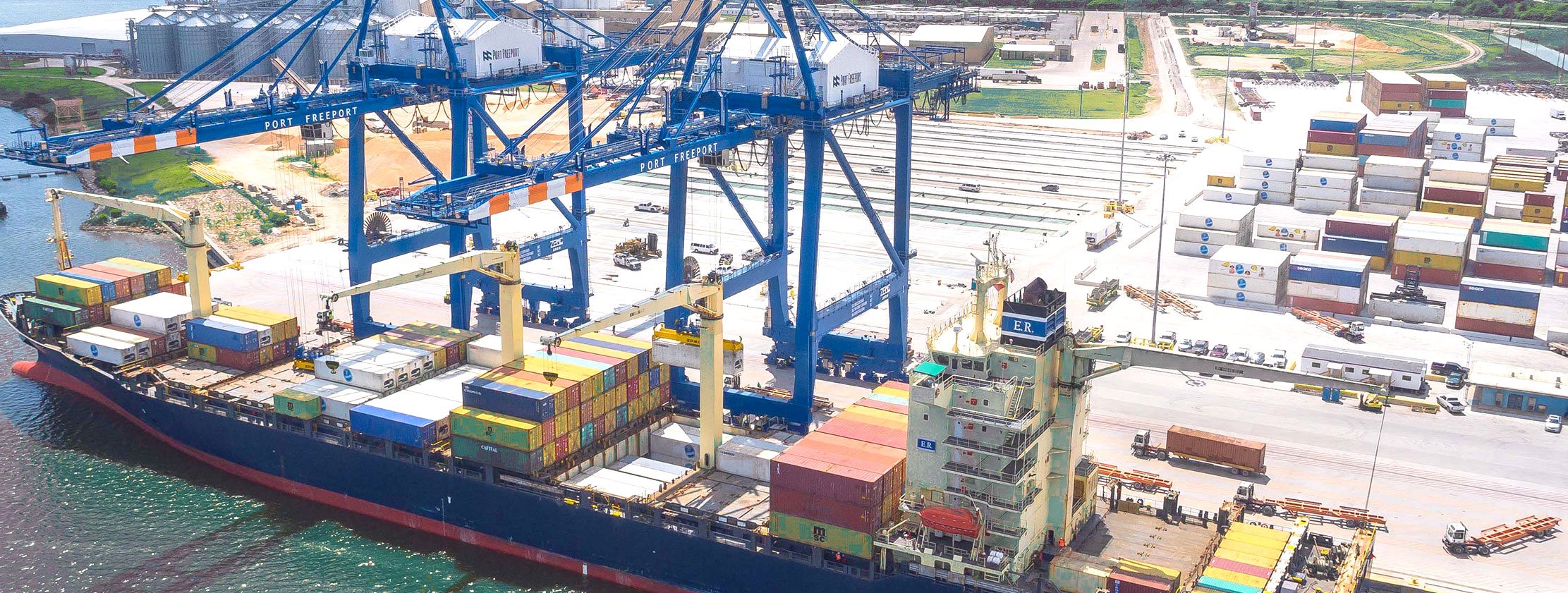 container cargo port freeport
