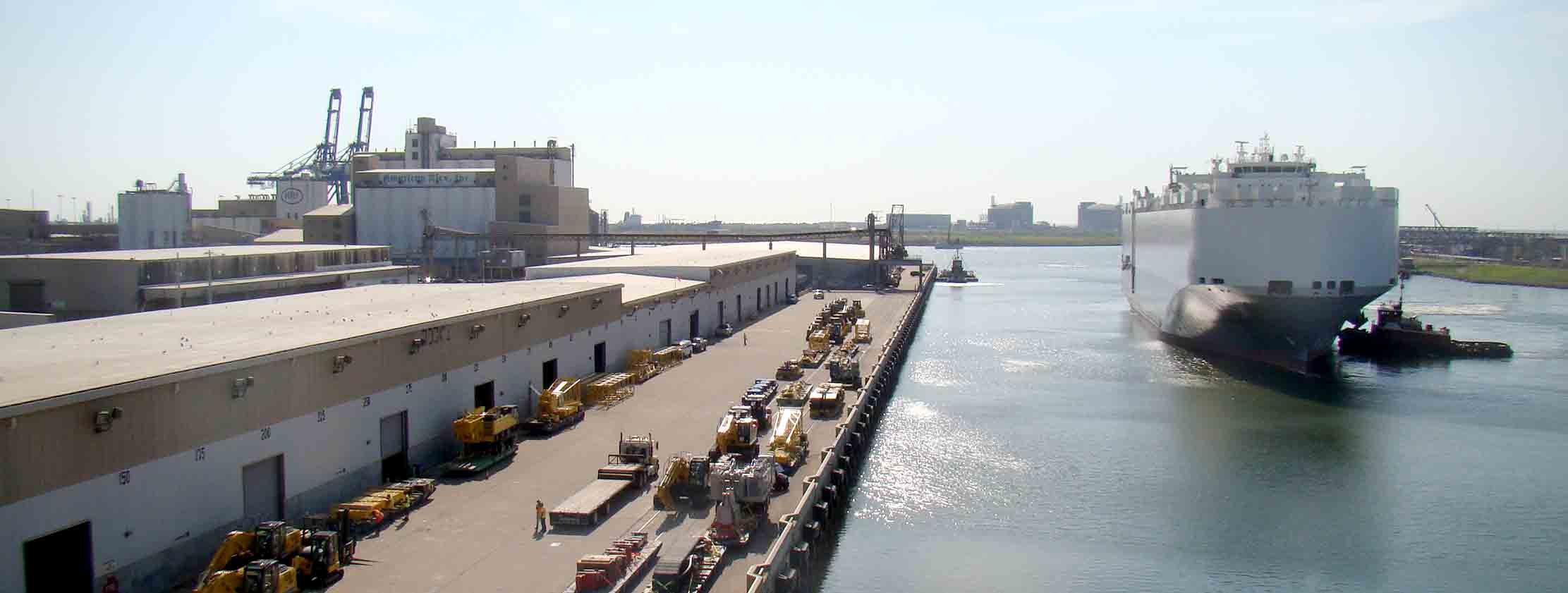 heavy lift operations port freeport
