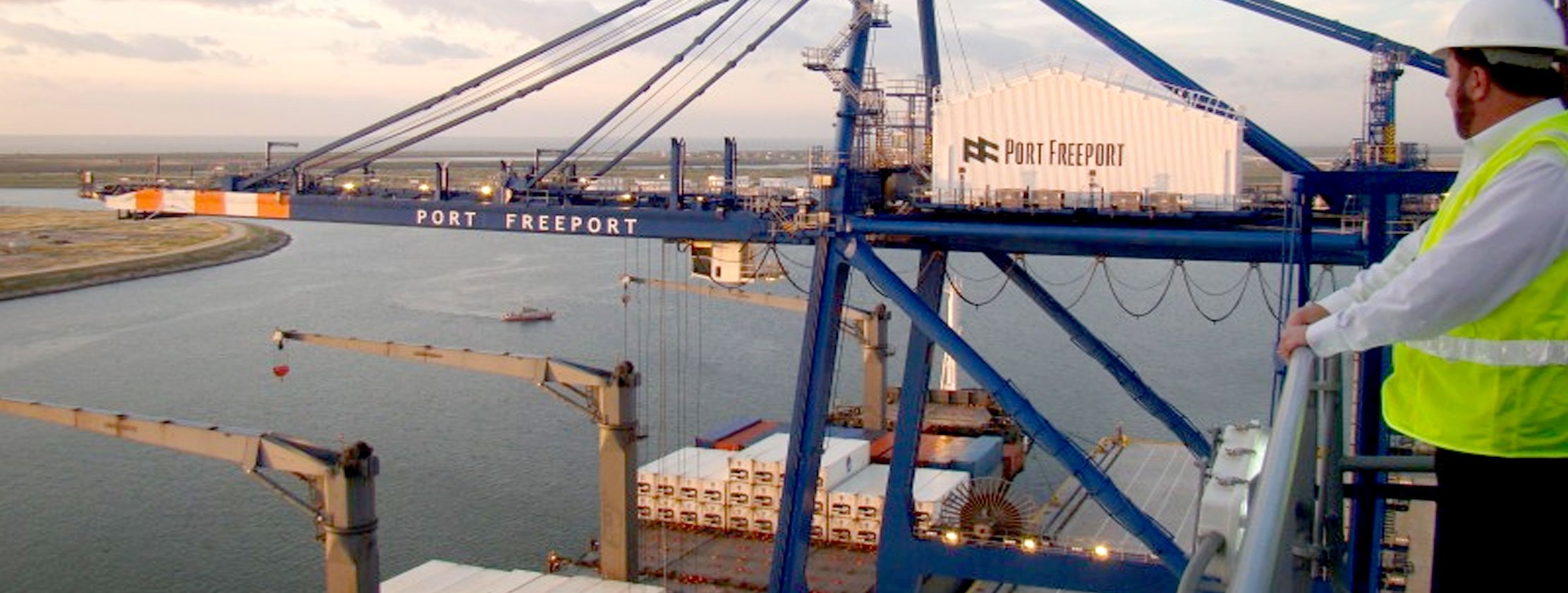 port freeport container operations in action