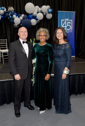 12.9.19 press release_Alumni Award